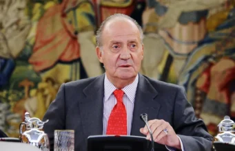 Ish-mbreti në ekzil i Spanjës, Juan Carlos I, ka zbuluar për herë të parë se si ka vrarë vëllain e tij më të vogël kur ishin adoleshentë