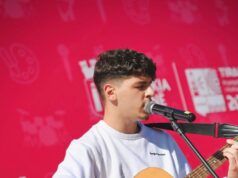 Jonid Gjoka: Nga “X Factor” te “Krishtlindje në Tiranë 11”, rrugëtimi im në skenë