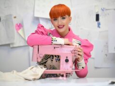 Grejsi Tona: Këmisha dhe pallto që “flasin”, koleksioni i ri festiv